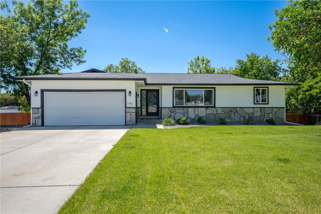 1706 Lake Hills Drive — photo