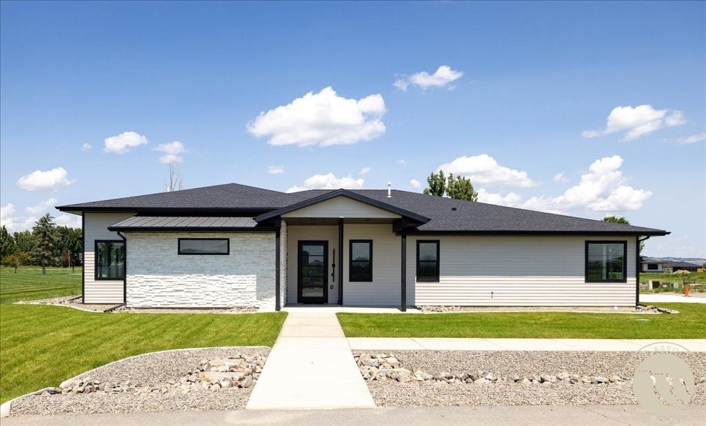 1326 Muirfield Place — photo