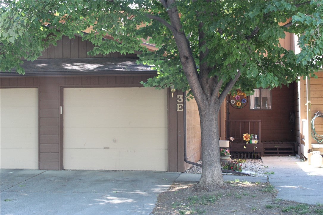 3400 Canyon Drive 3E — photo