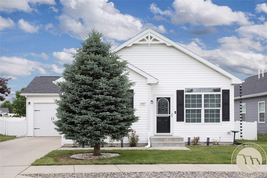 1407 Twin Oaks Drive — photo
