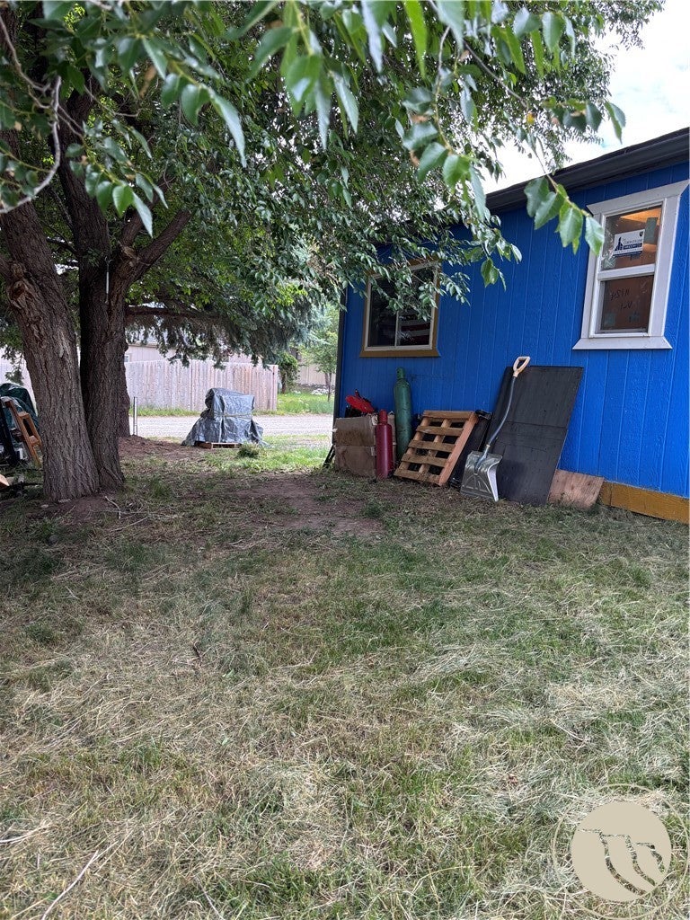 13 Helios Way — photo