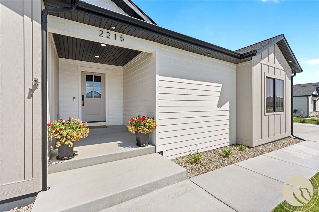2215 Smooth Rock Lane — photo