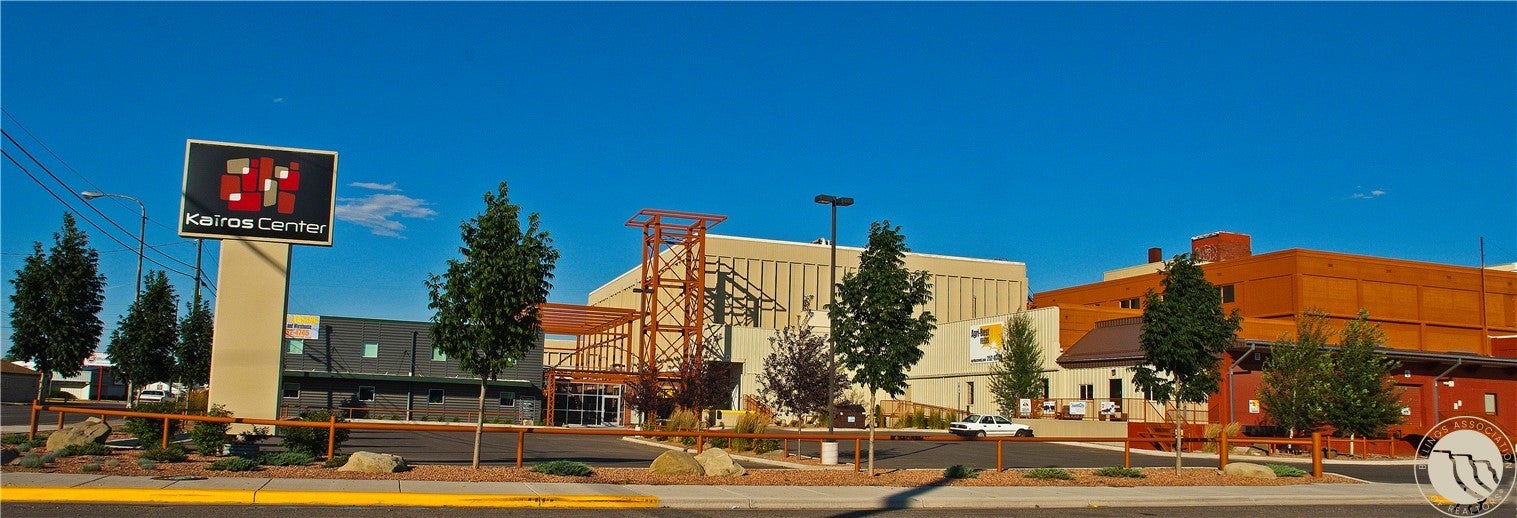 1363 Montana Ave Suite 306-C6 — photo