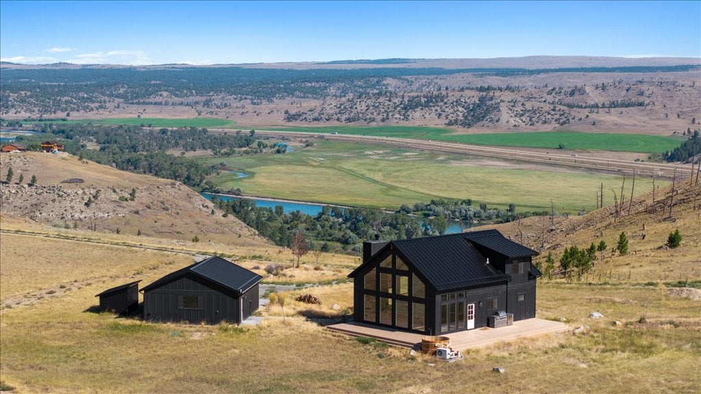 20 pelican pt, REED POINT MT 59069