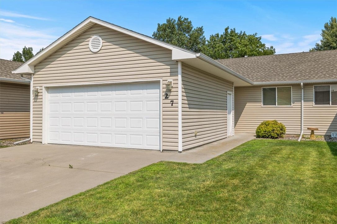 1226 Cottonwood Blvd #27 — photo