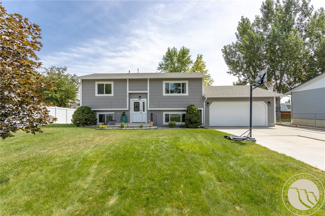 715 Torch Drive — photo