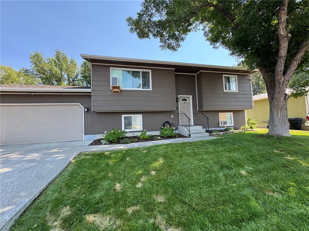 621 Chinook Place — photo