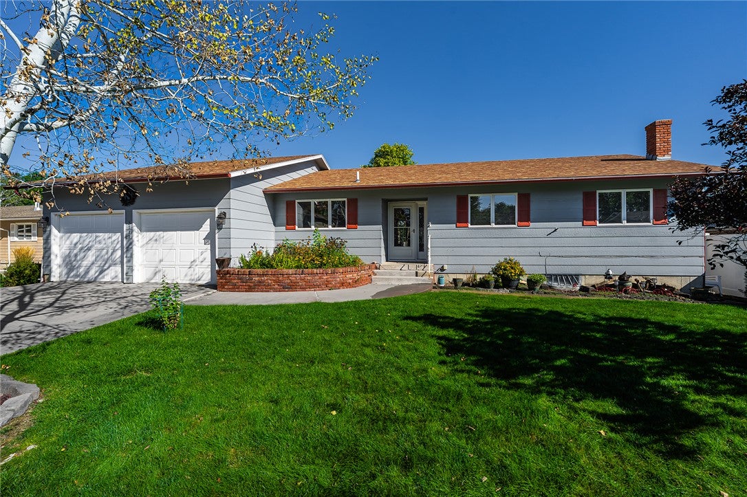 3111 Buttercup Dr — photo