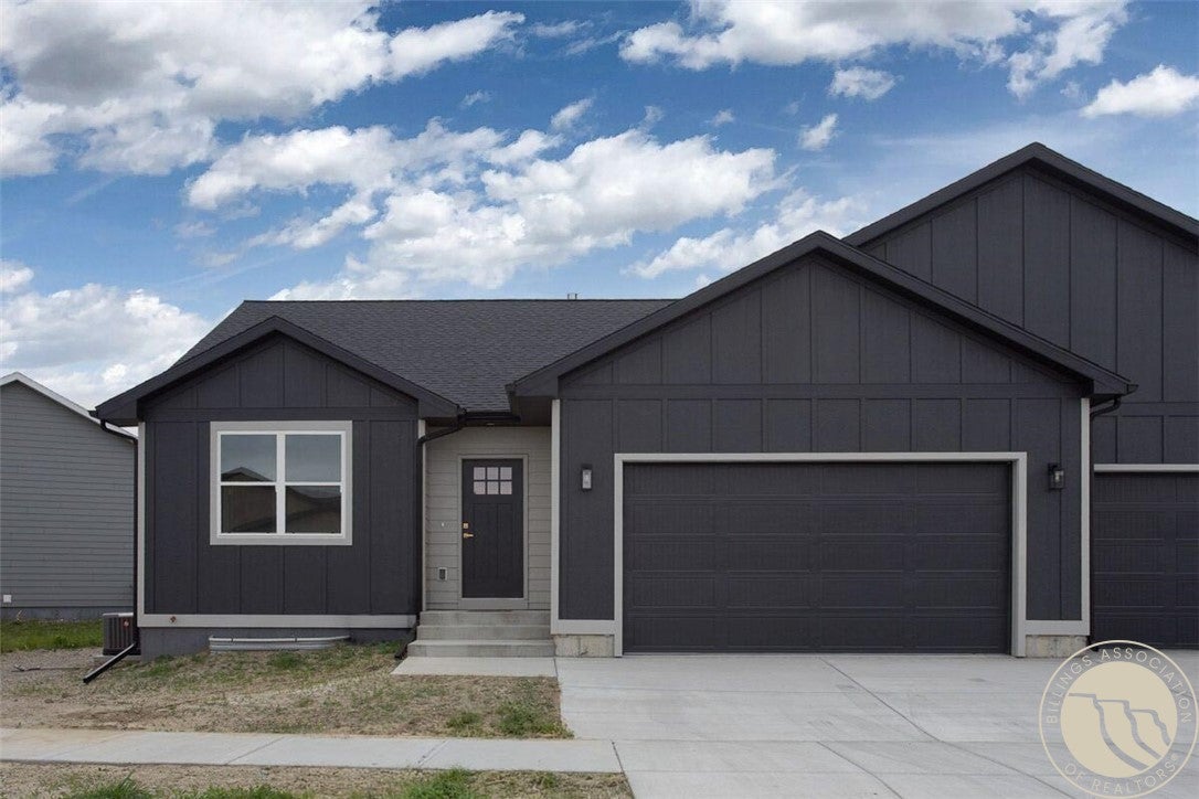 6423 Southern Bluffs Lane — photo