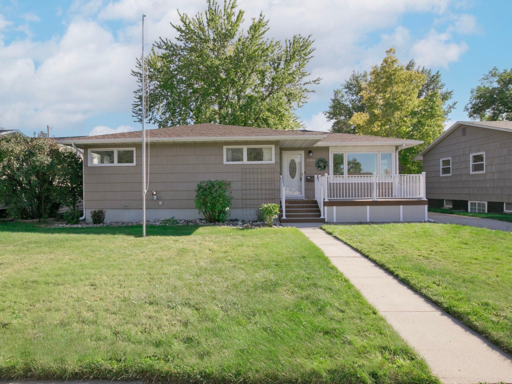 2526 Miles Avenue — photo