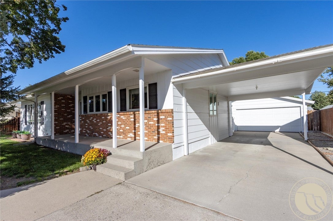 35 Lexington Drive — photo