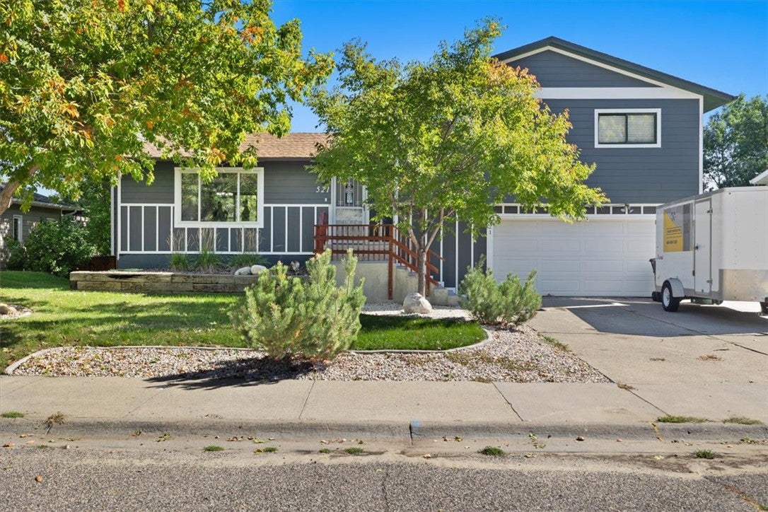 521 Pinon Dr. — photo