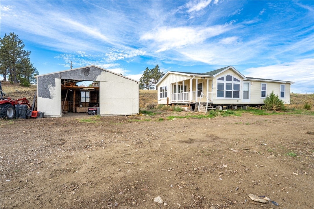63 E Sunshine Road, Roundup, MT 59072 — photo 2