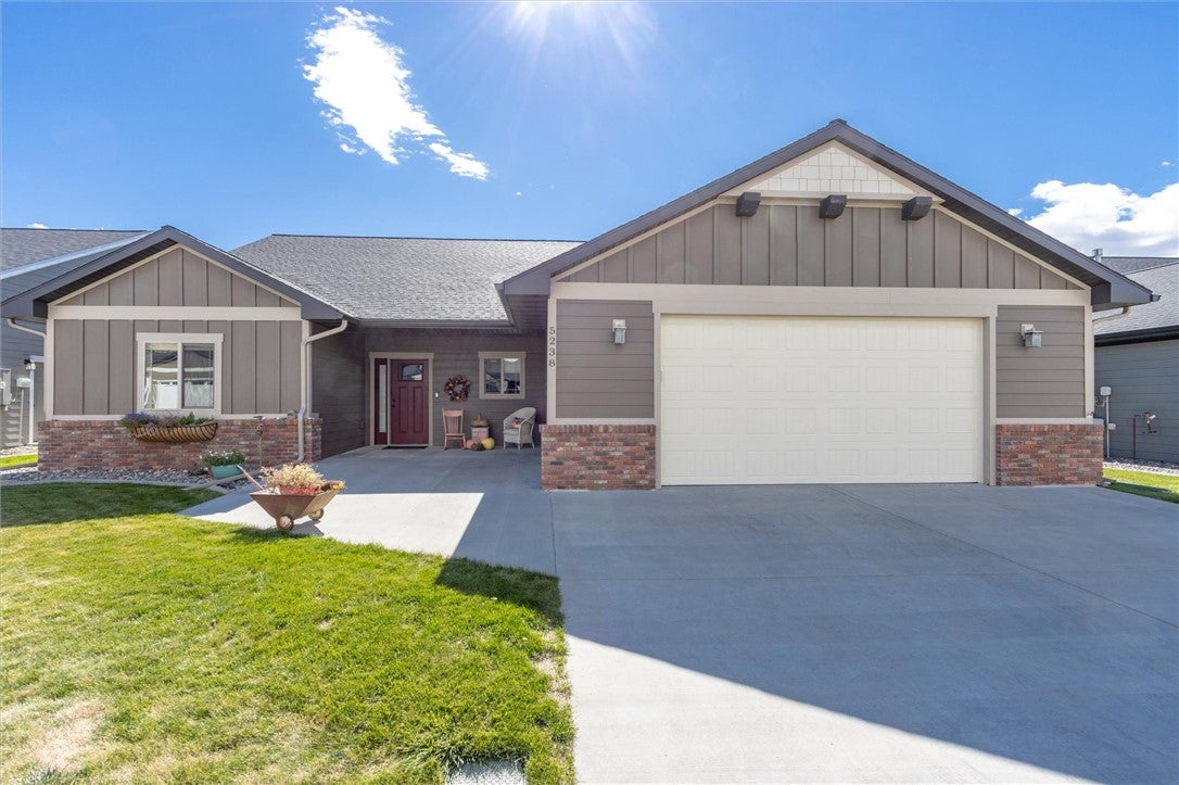 5238 Amherst Dr — photo