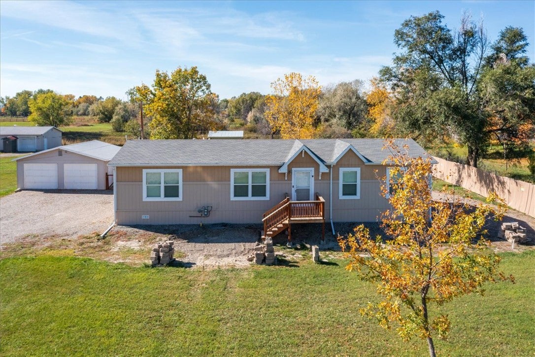 3828 & 3846 Mallard Drive — photo
