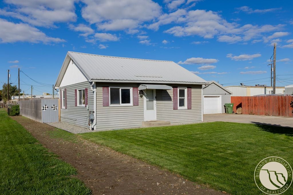 527 Judith Lane — photo