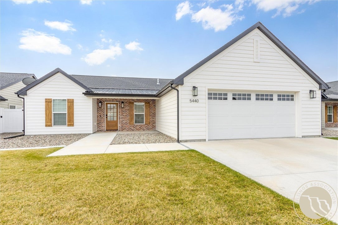 5440 Apple Rose Lane — photo