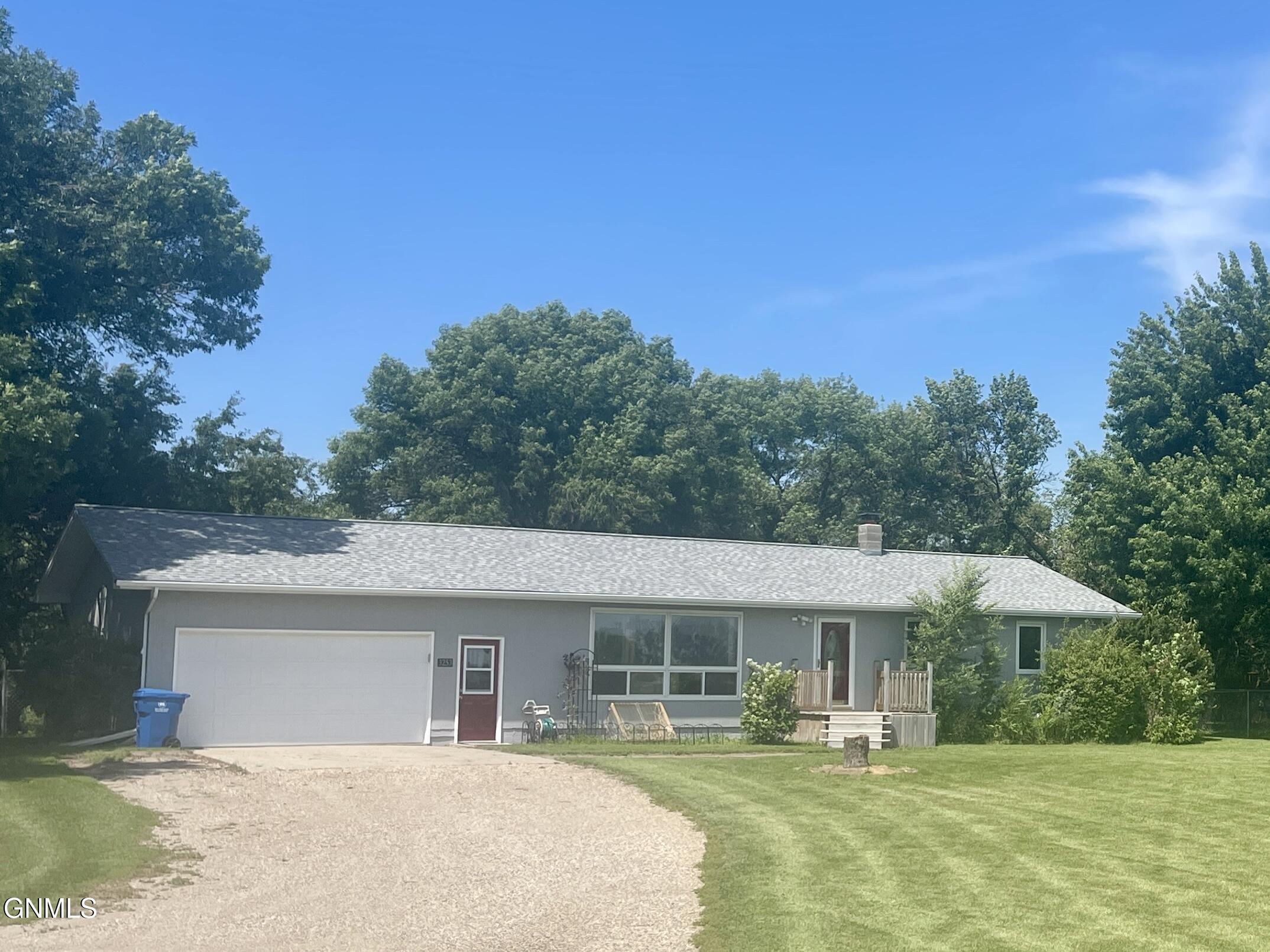 3253 Highway 20 — photo