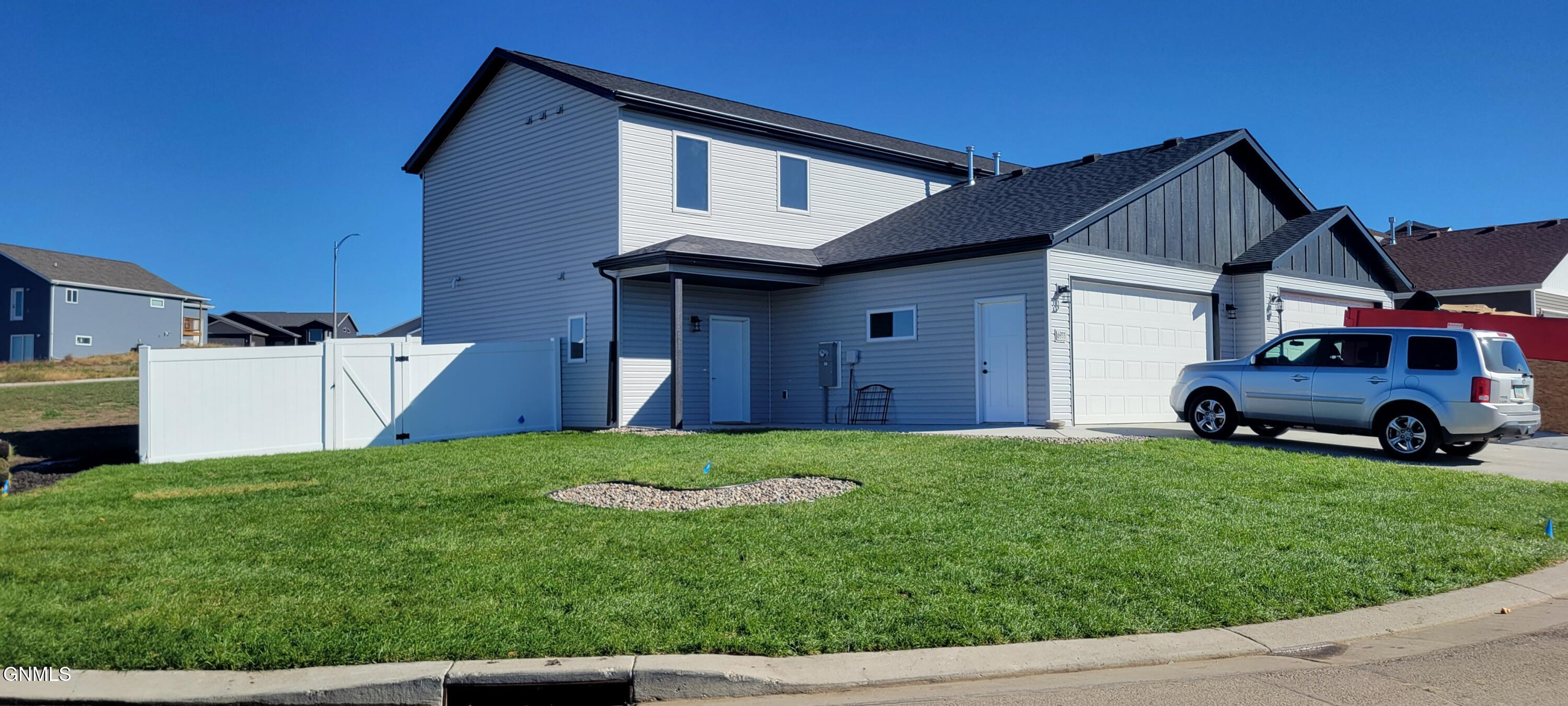 6933 Butler Loop, Lincoln, ND 58504 — photo 3