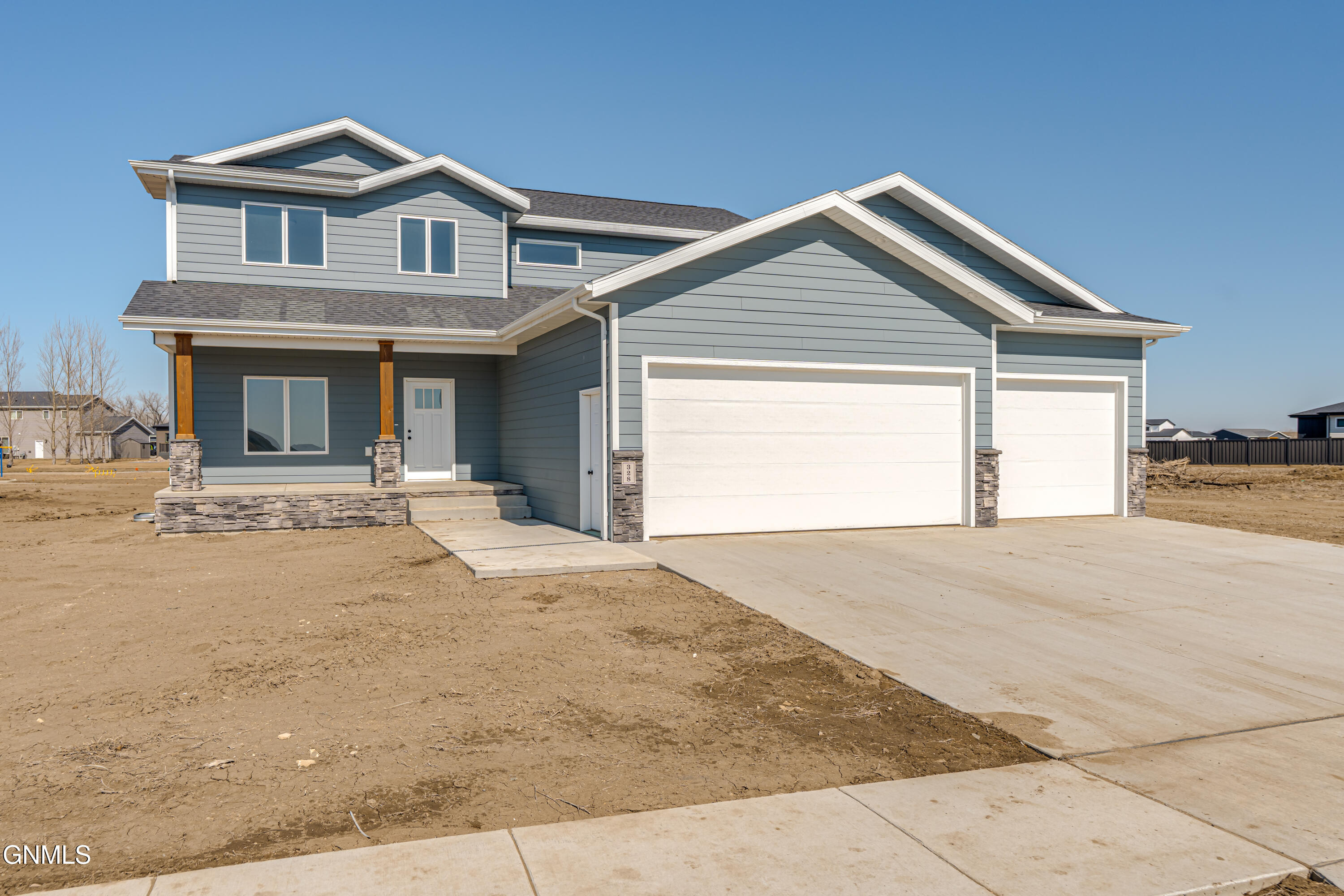 328 Kamrose Drive — photo