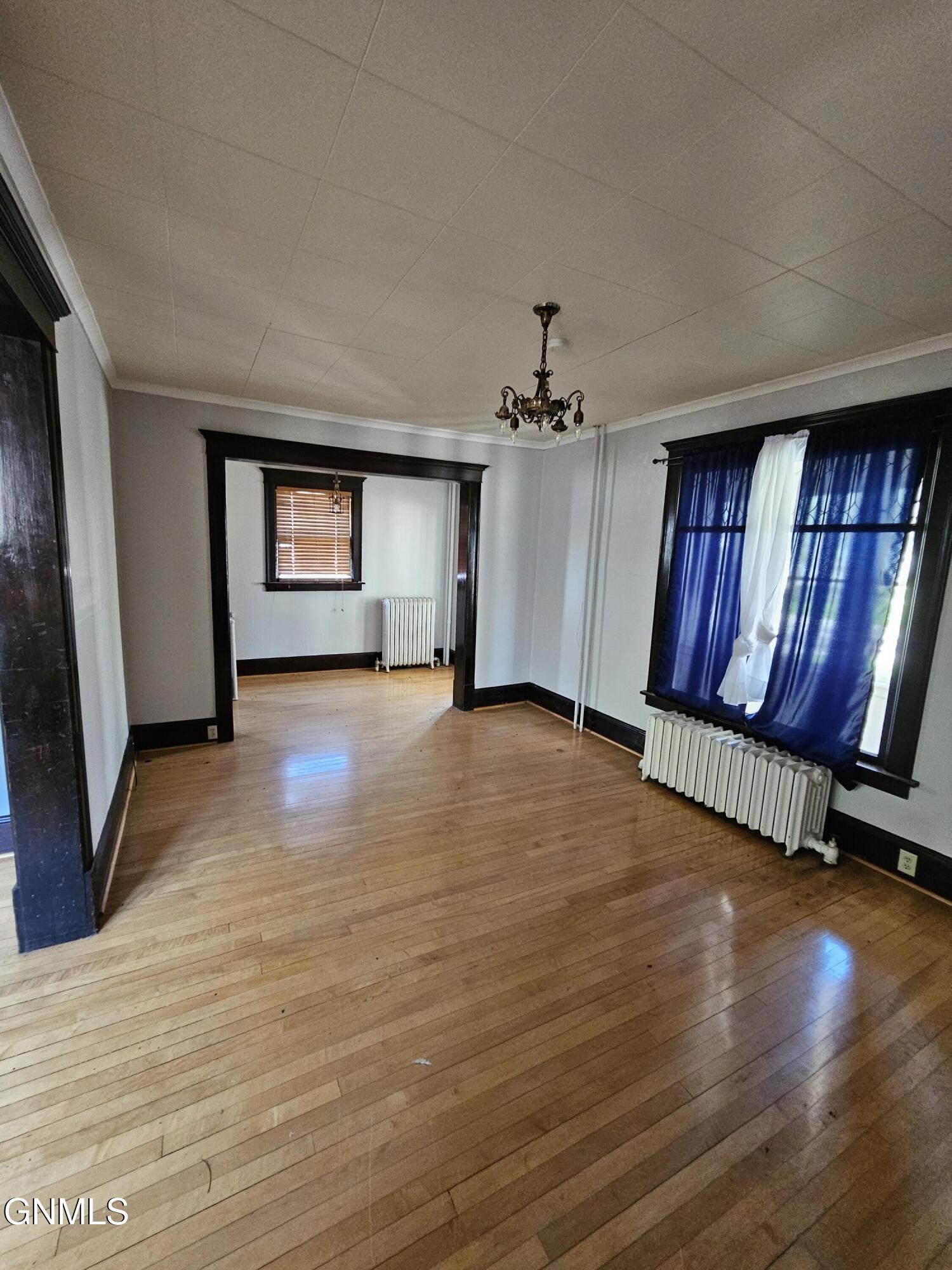 413 E B Avenue E, Bismarck, ND 58501 — photo 3