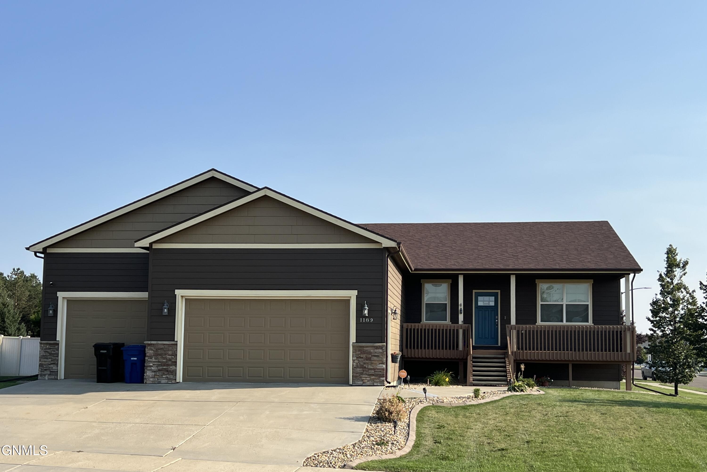 1189 Wahl Street — photo