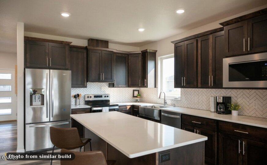 4806 Cornice Loop, Bismarck, ND 58503 — photo 3
