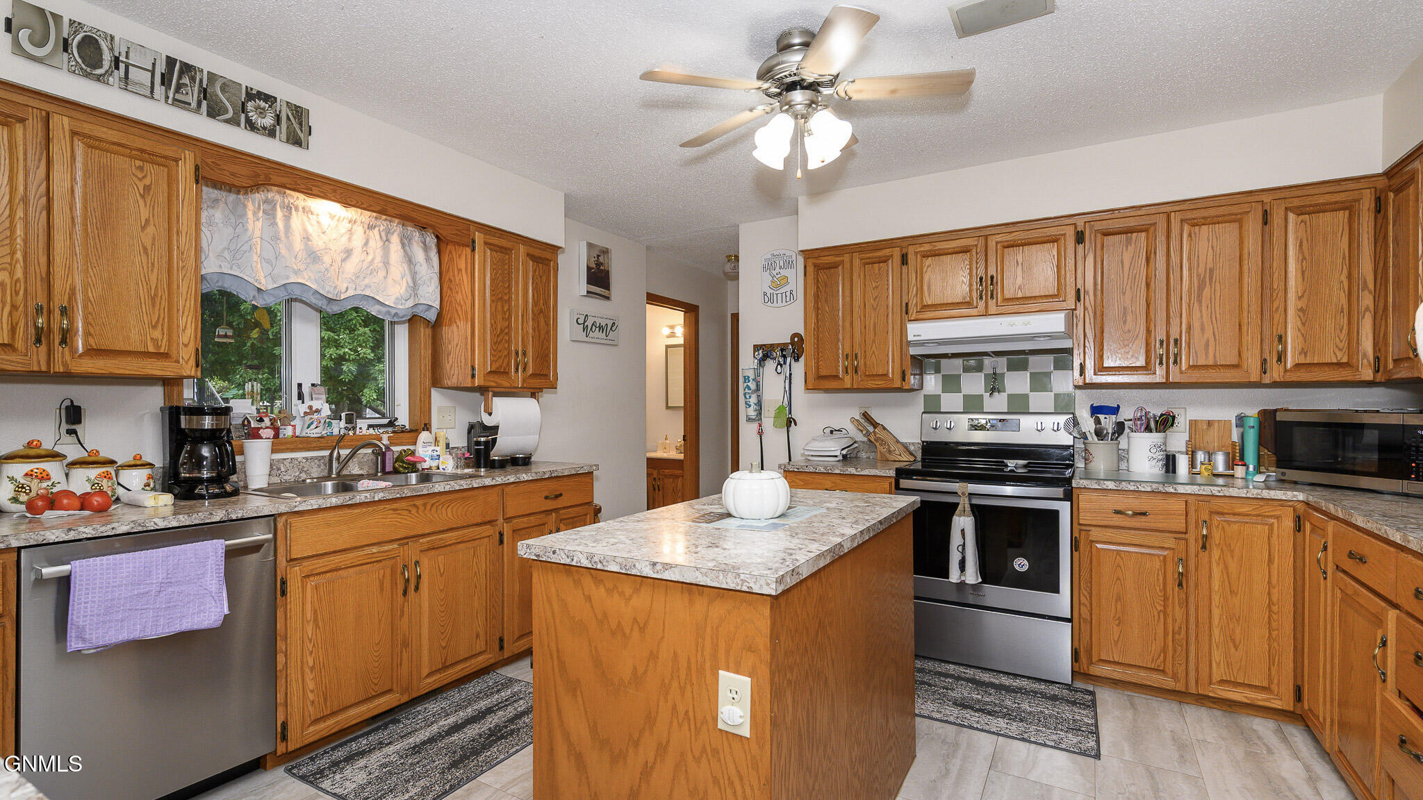 3226 Devon Drive, Bismarck, ND 58504 — photo 3