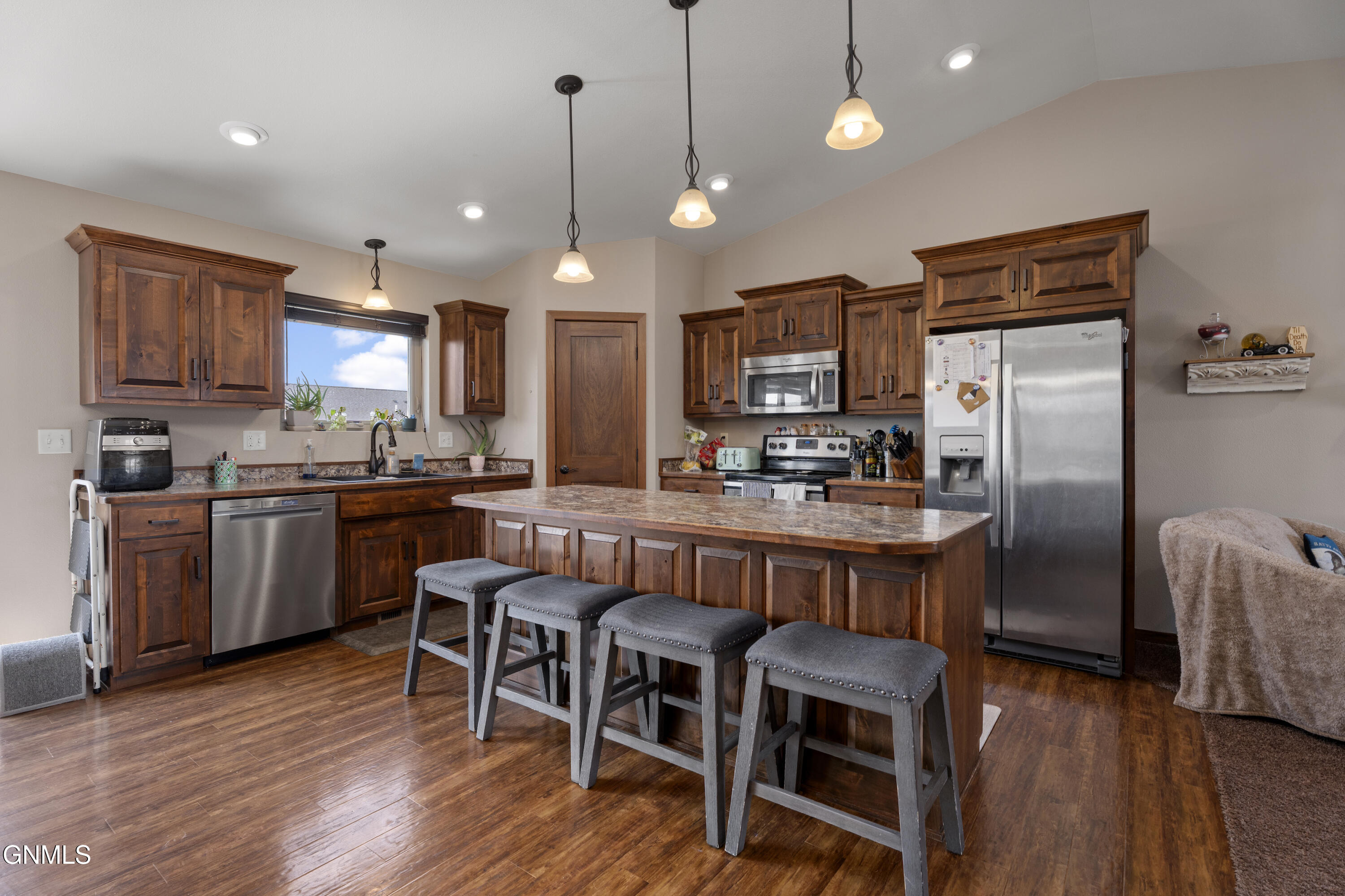 6025 Reily Road — photo
