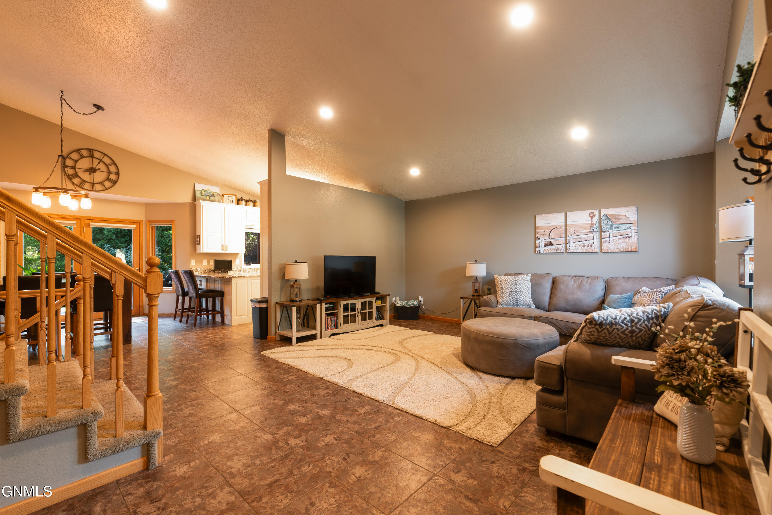 4718 Pintail Loop SE, Mandan, ND 58554 — photo 3