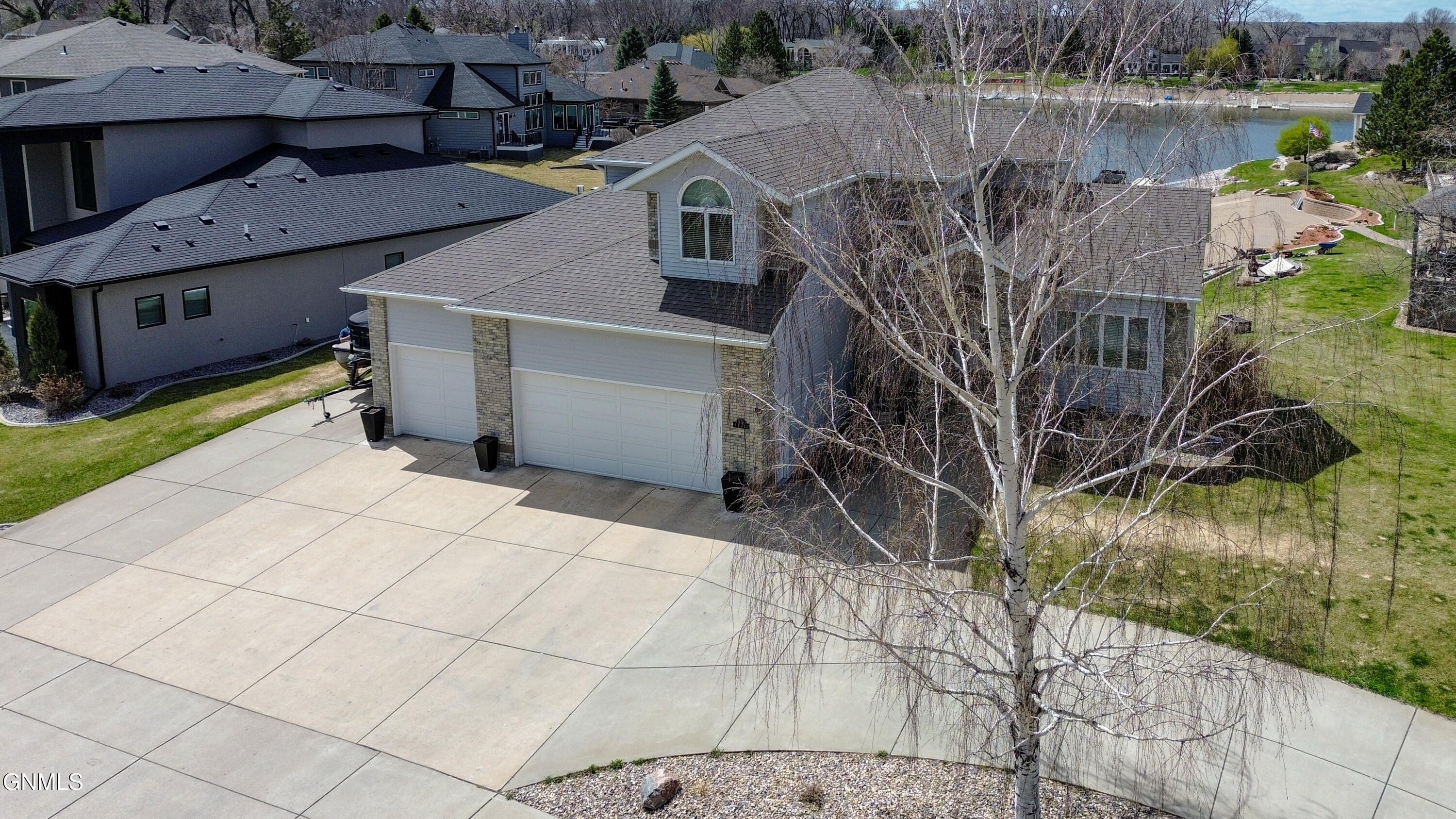 1700 Riverwood Drive — photo