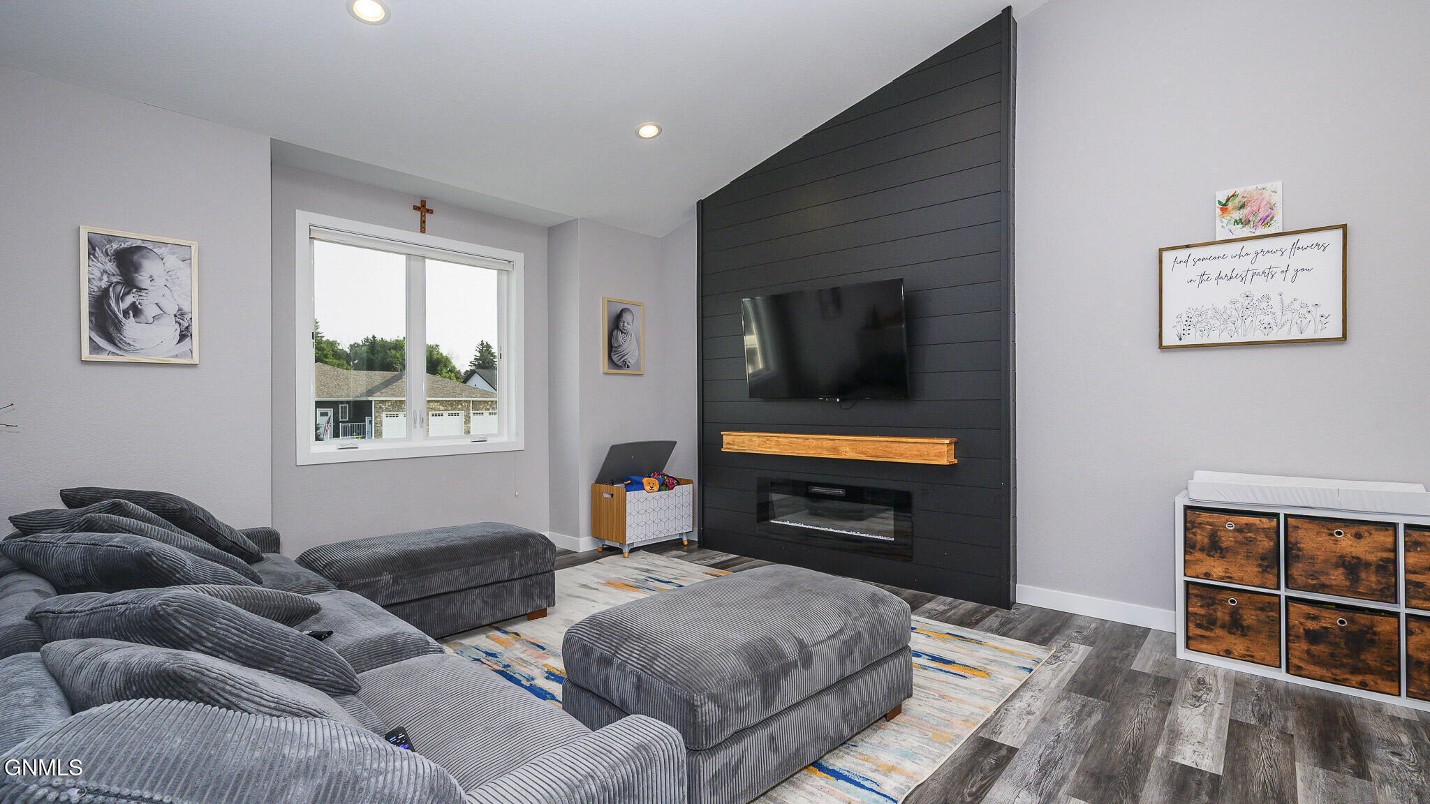5417 Hendrickson Drive — photo