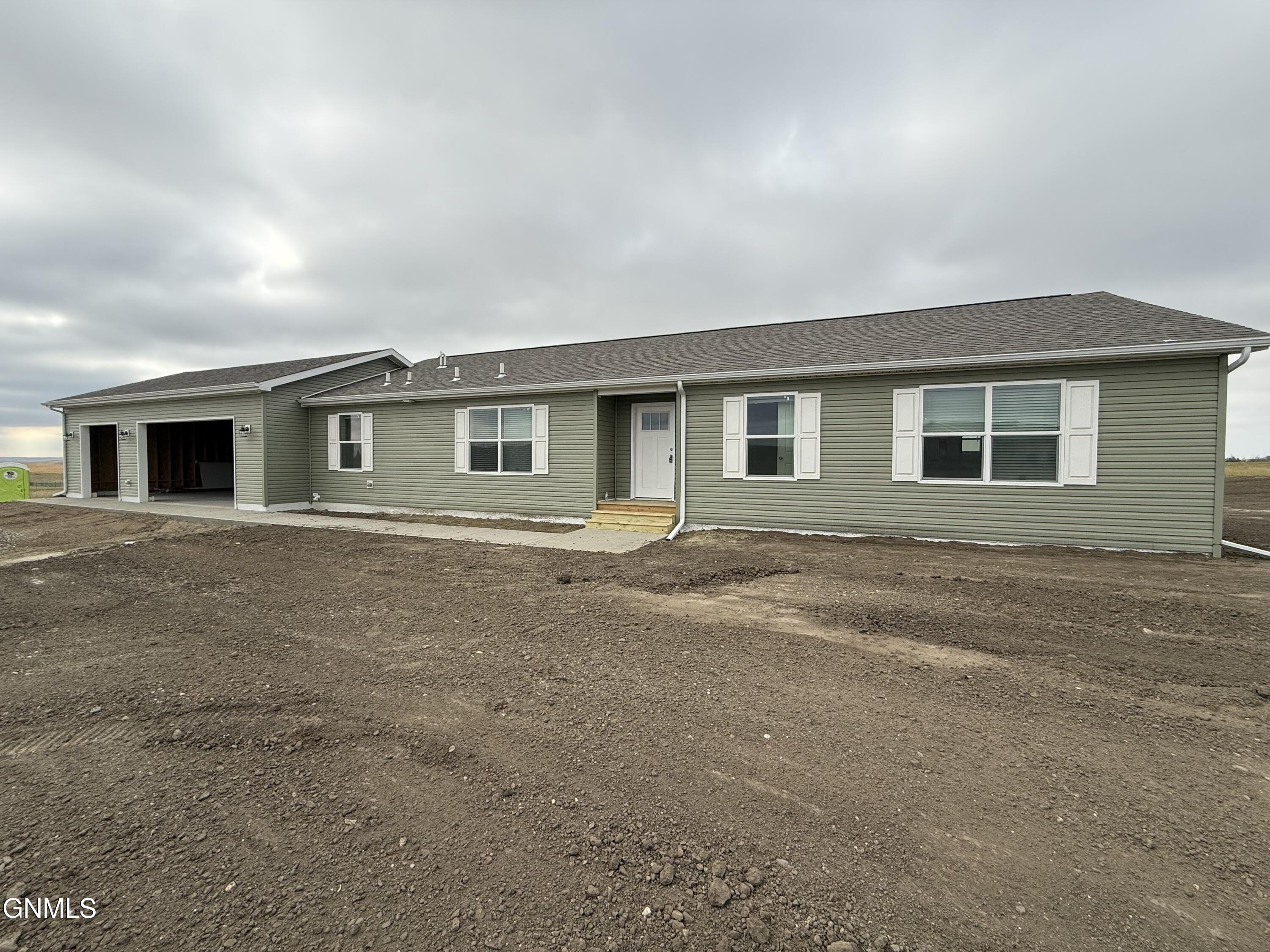 13068 Sandy Street — photo