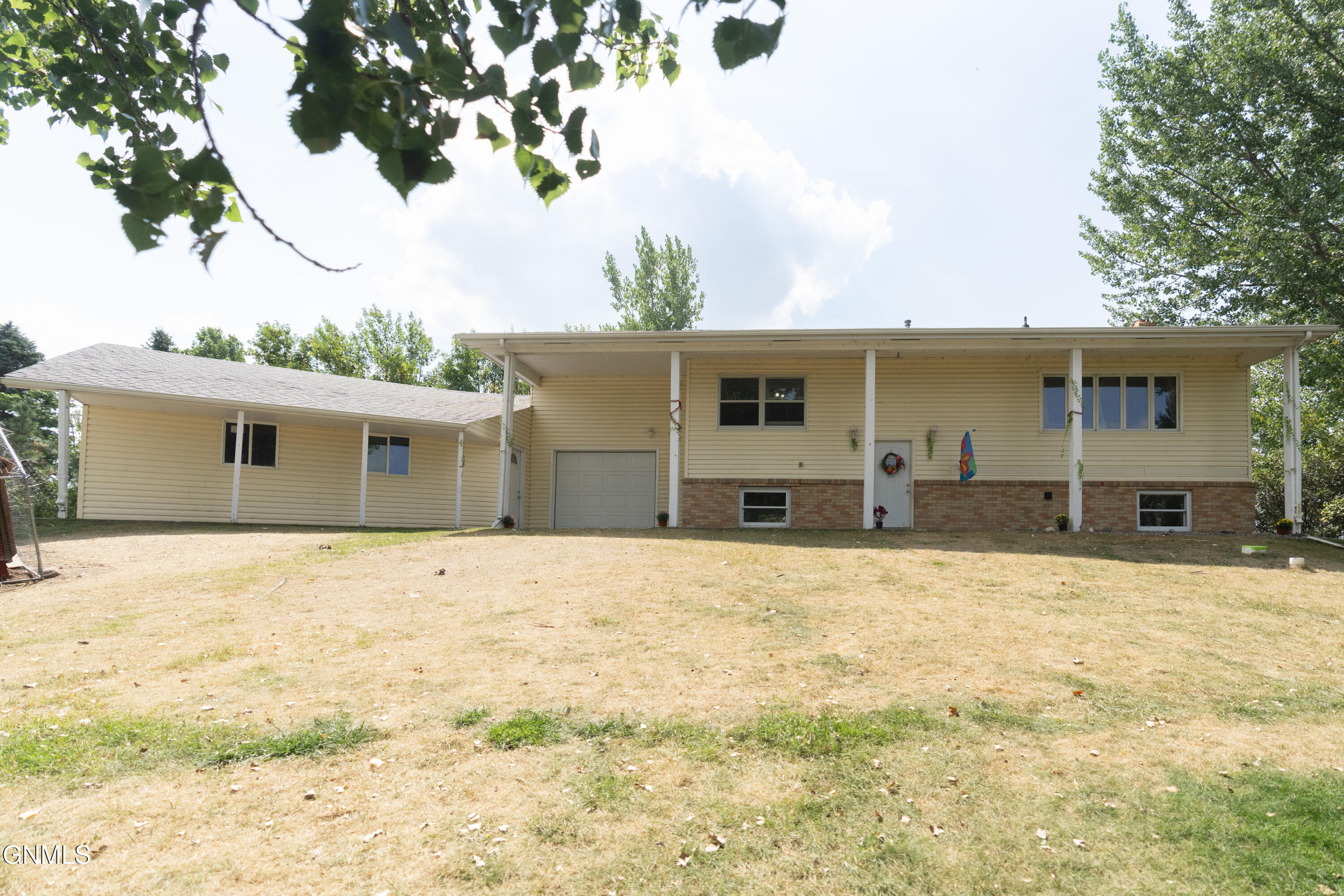4171 Highway 281 SE — photo