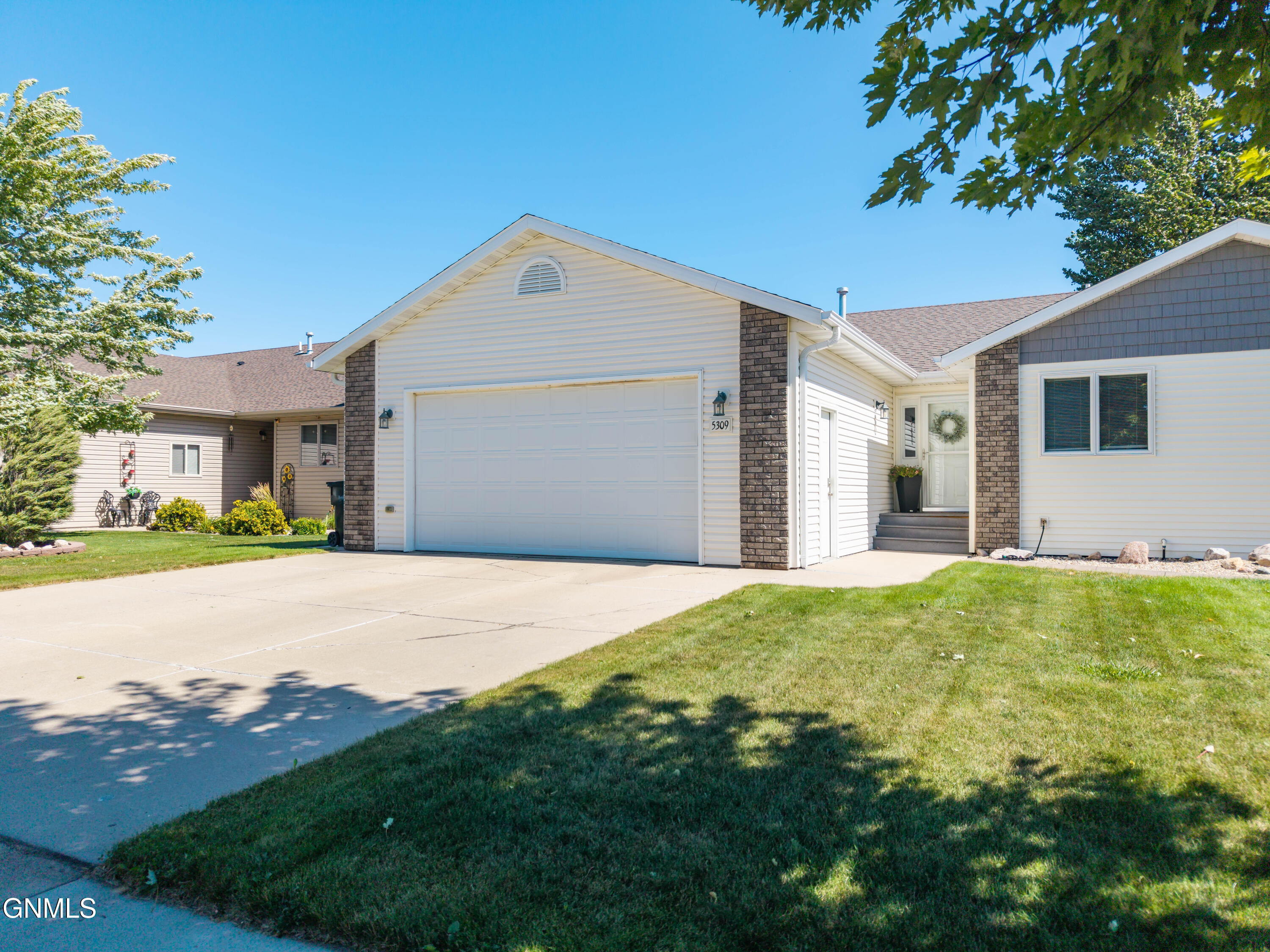 5309 Niagara Drive — photo