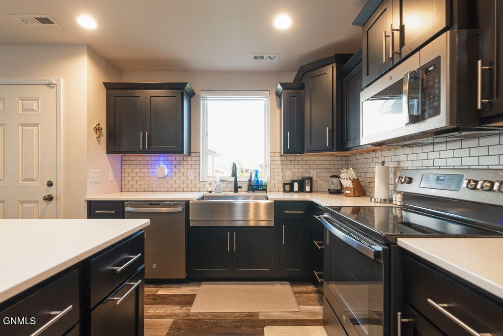 3309 Kenner Loop, Bismarck, ND 58504 — photo 3