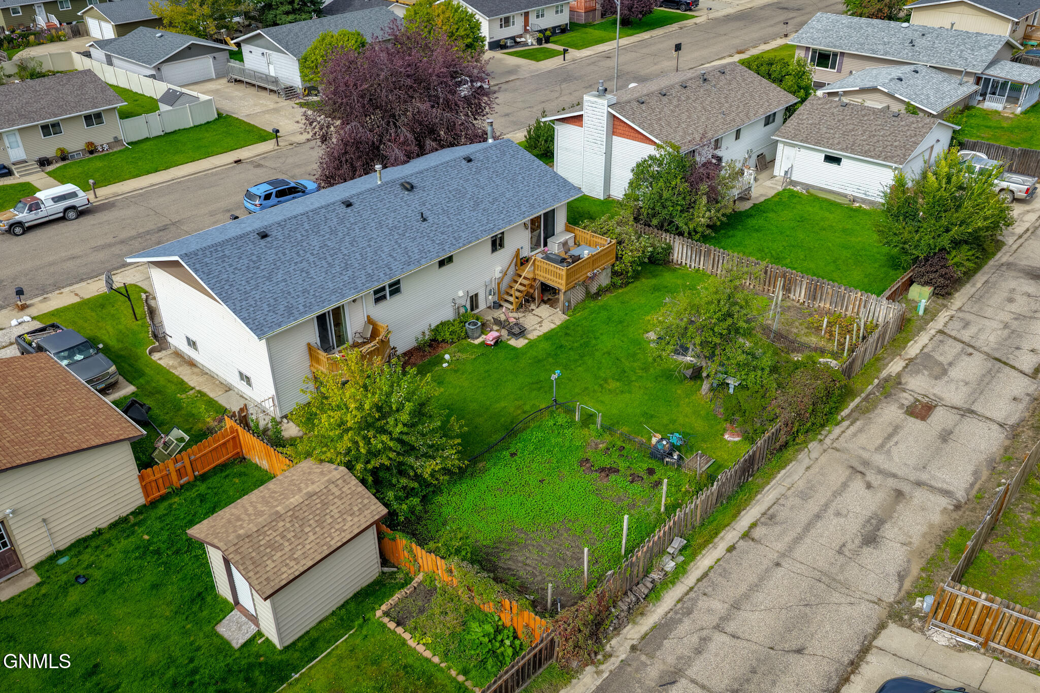 2026 8th Avenue E, Williston, ND 58801 — photo 2