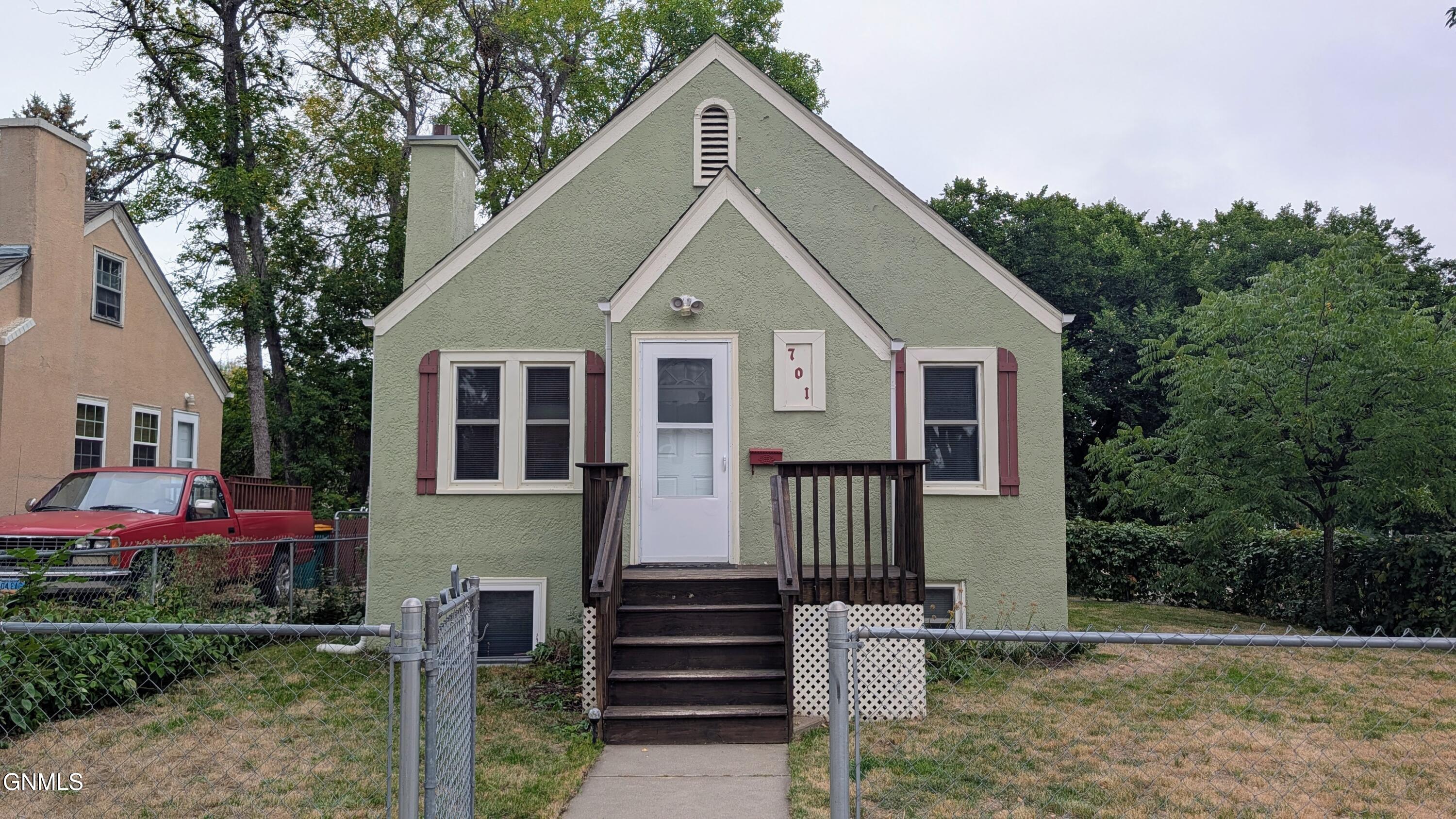 701 17th Street — photo