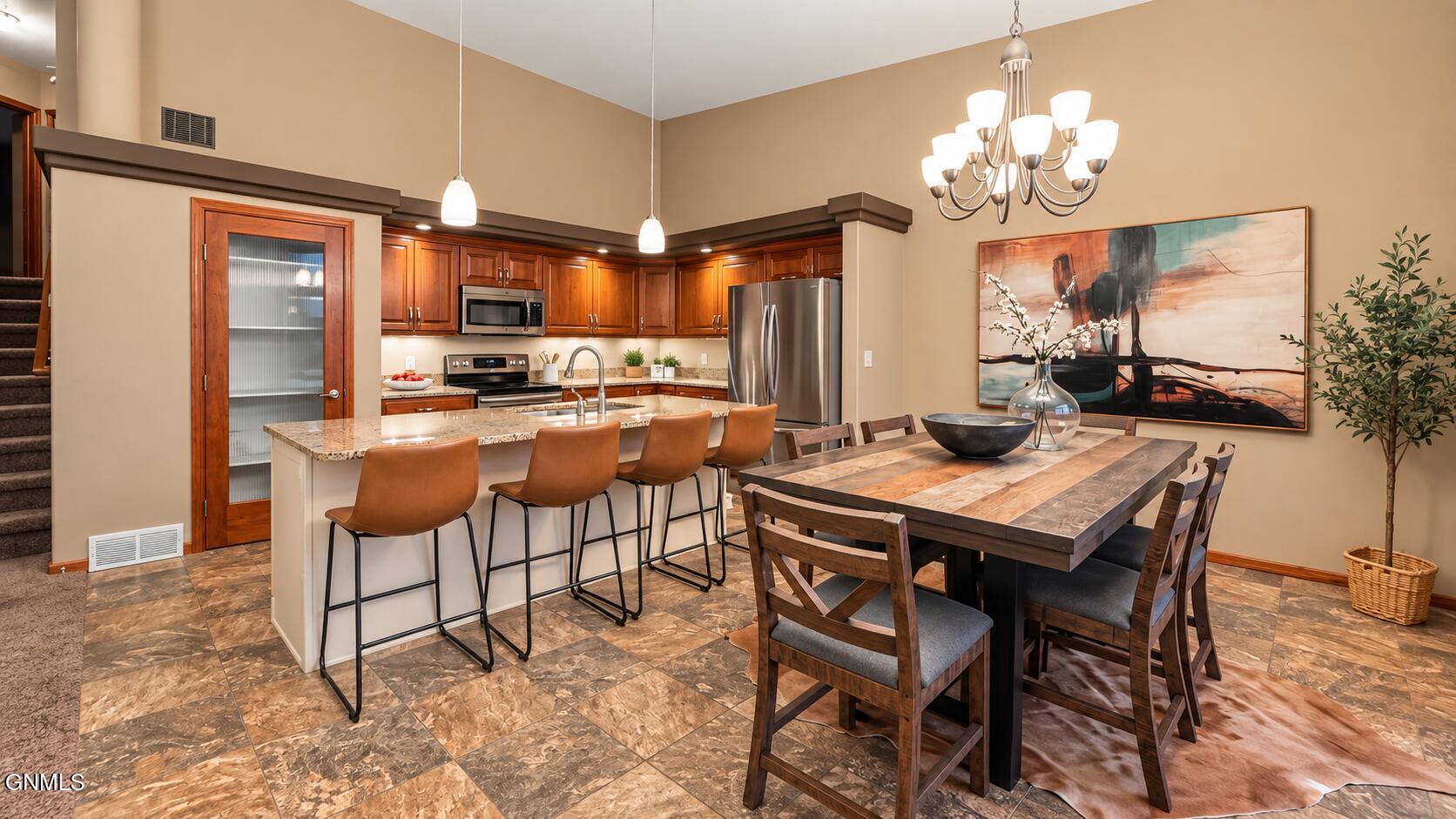 1720 Calgary Loop, Bismarck, ND 58503 — photo 3