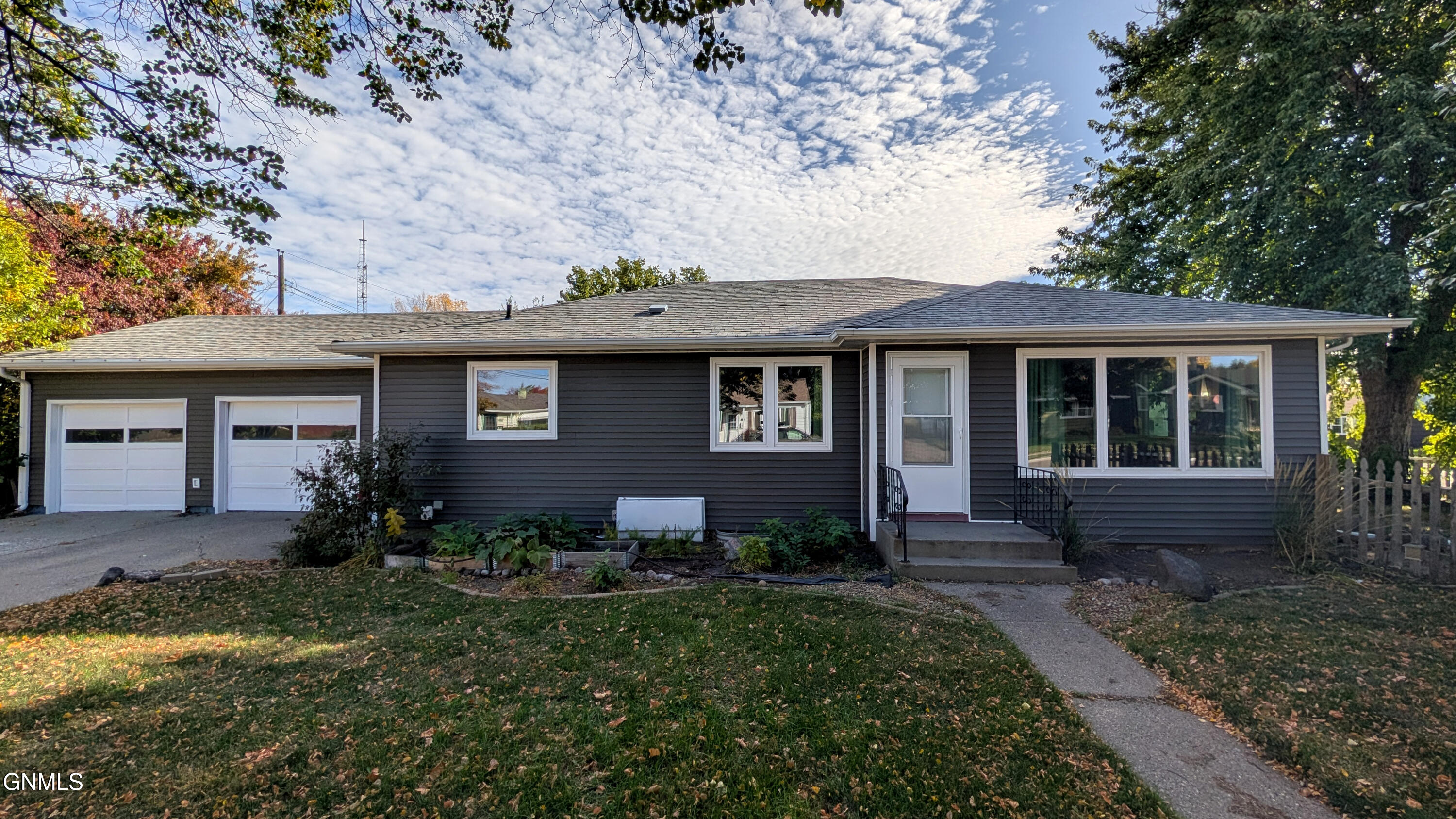 1117 Mandan Street — photo