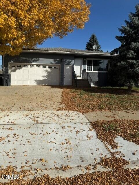 319 1st Street SE — photo