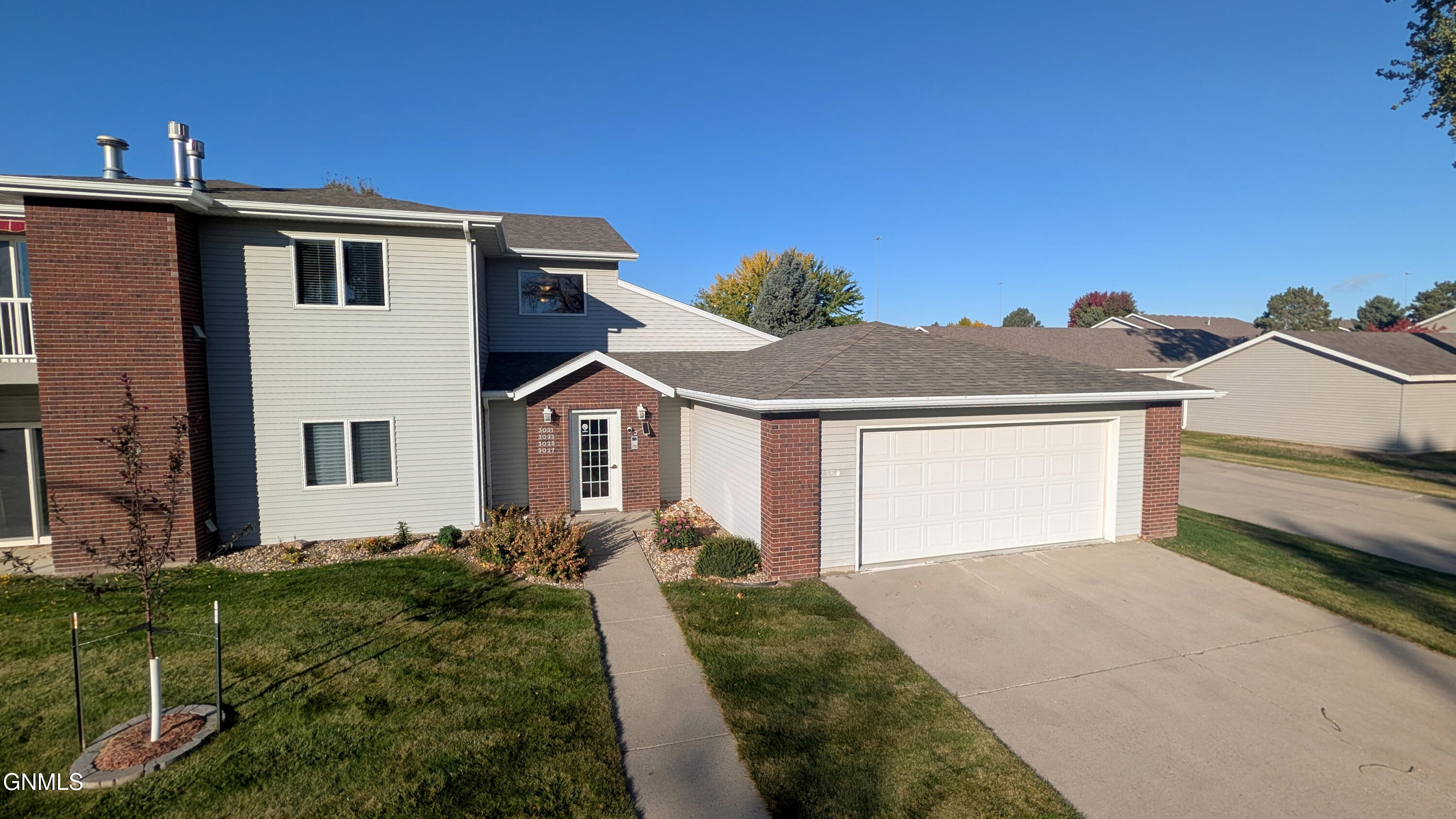 3025 Marina Road SE — photo