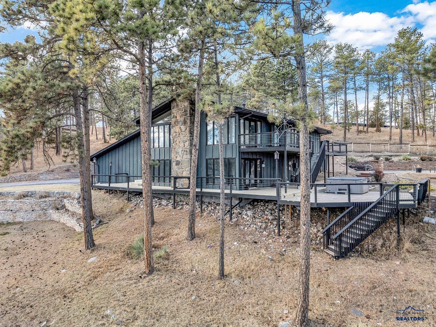 4811 Cliff Dr — photo