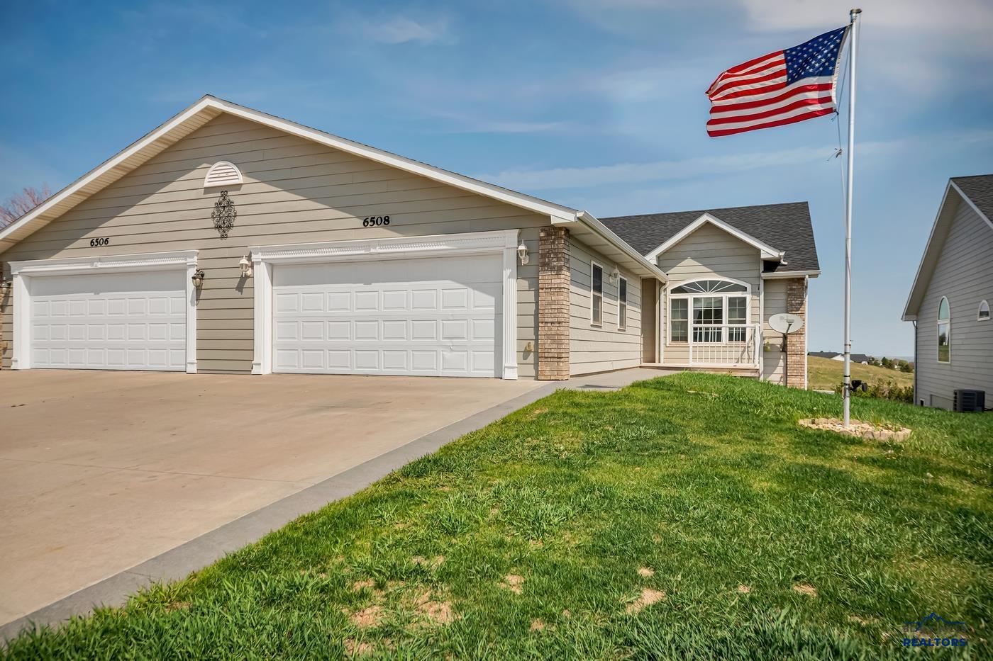 6508 Wellington Dr — photo