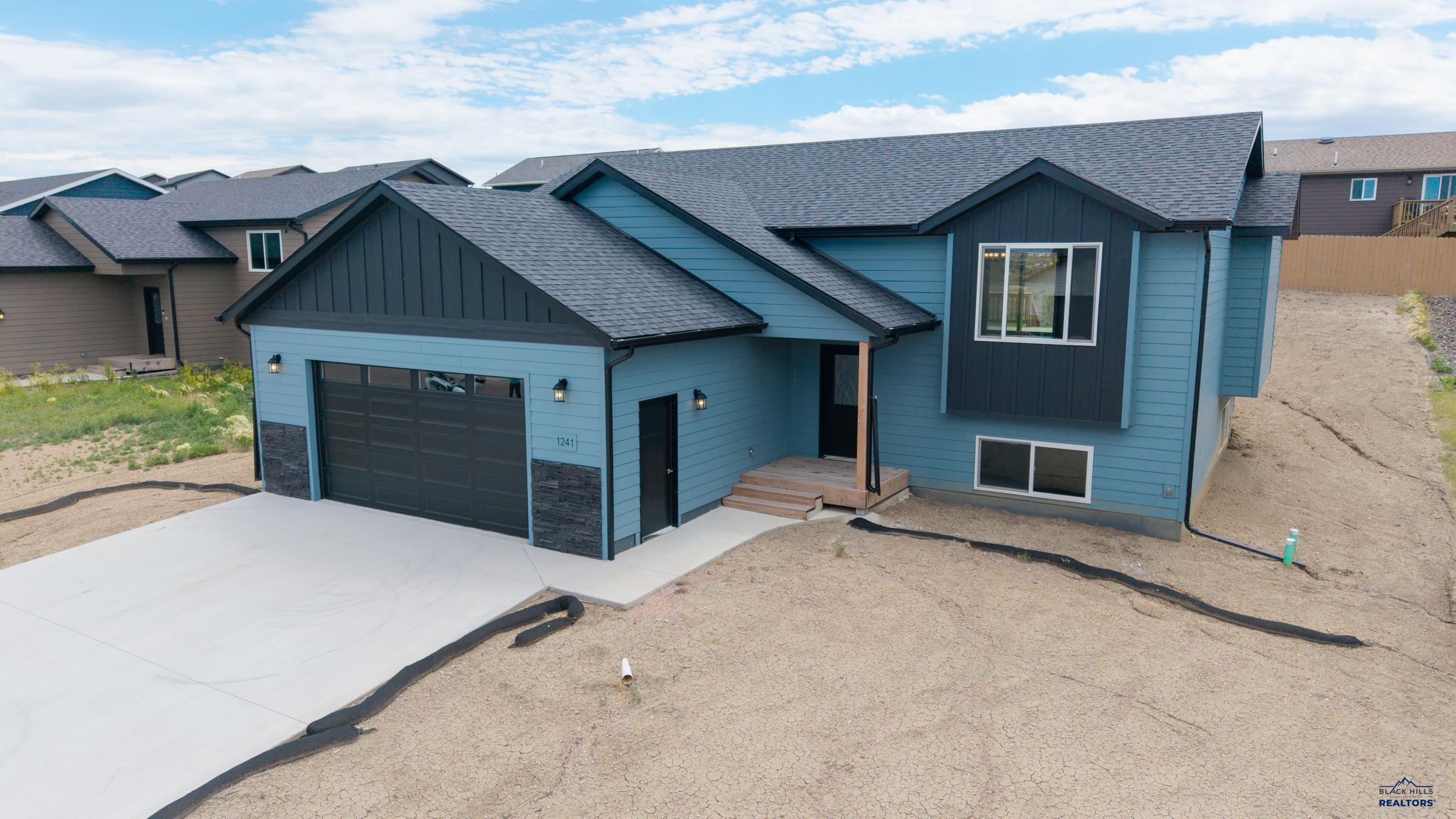 1241 Kenai Dr — photo