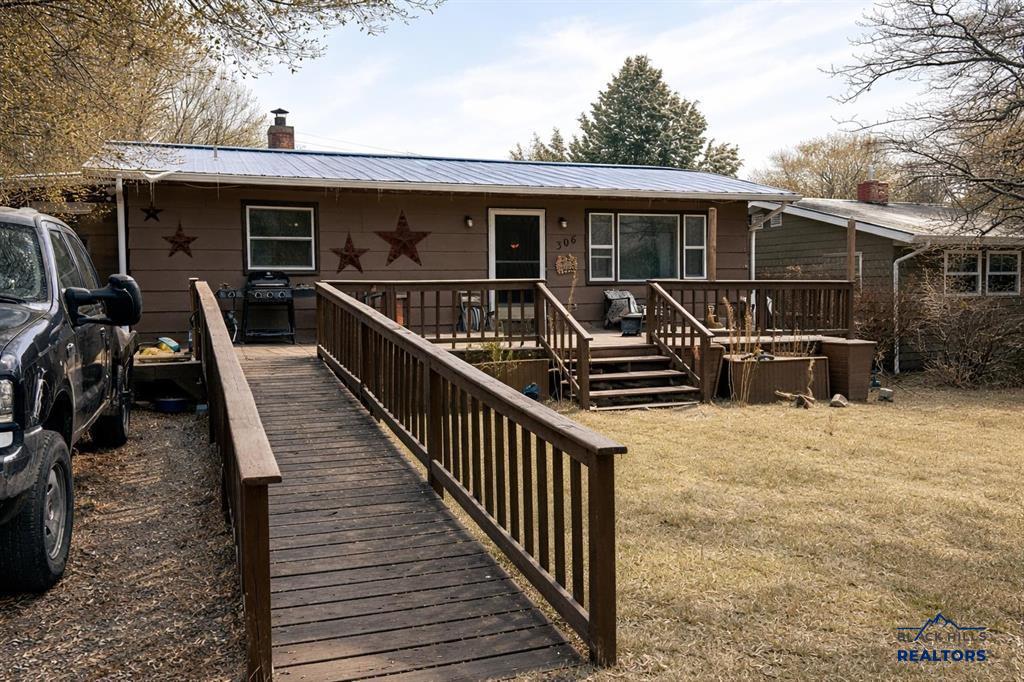306 10th Avenue, Edgemont, SD 57735 — photo 3