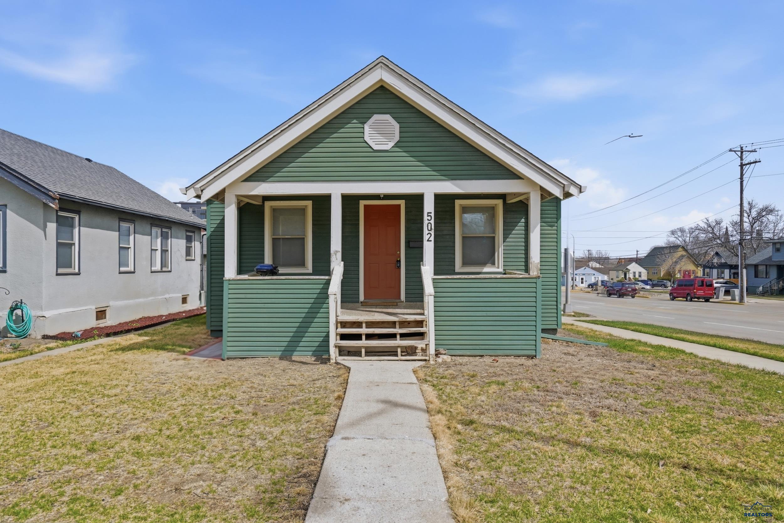 502 Columbus — photo