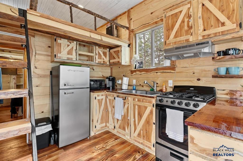 27651-R COUNTRY VIEW RD, Hot Springs, SD 57747 — photo 2