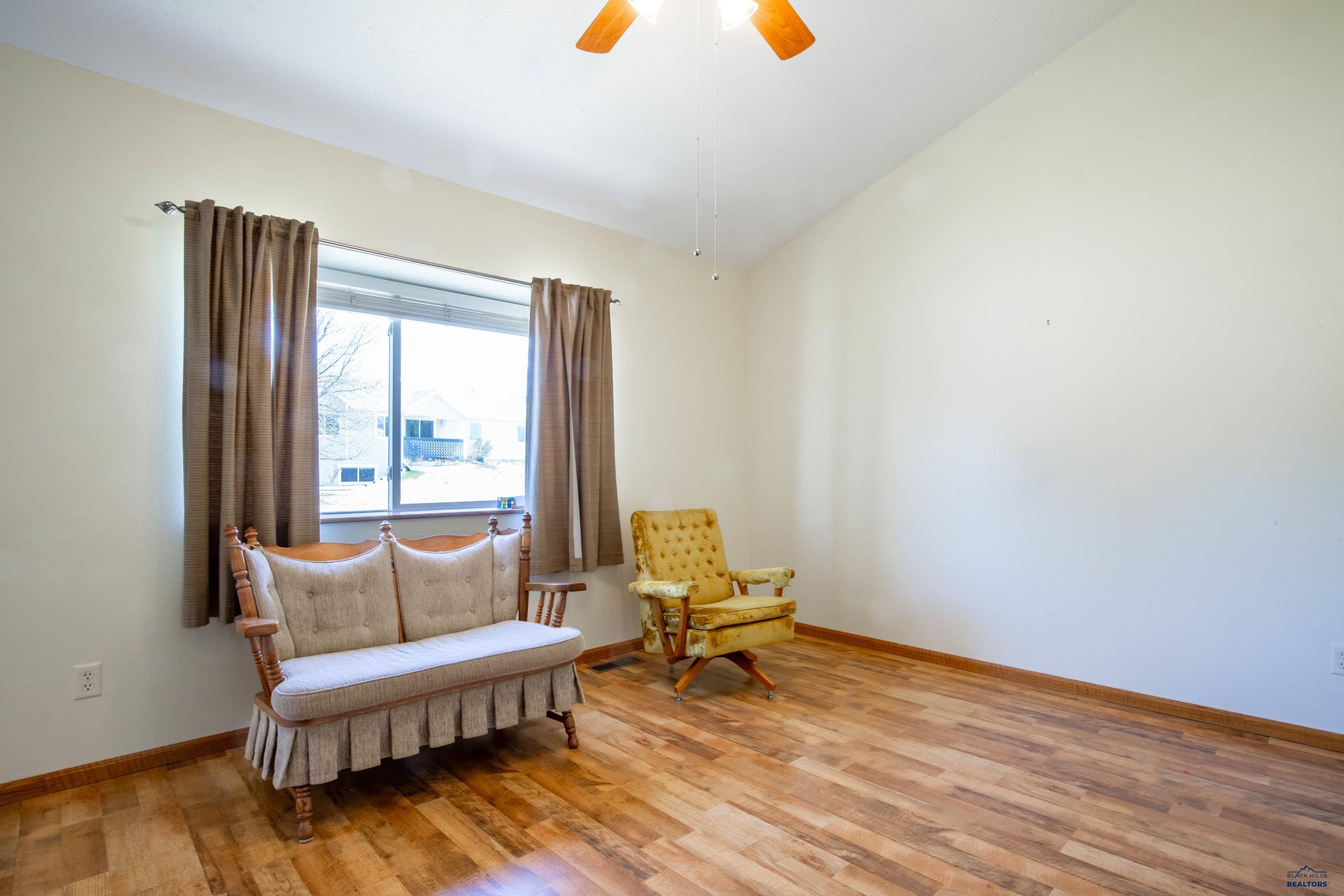 1279 Pennington, Rapid City, SD 57703 — photo 3