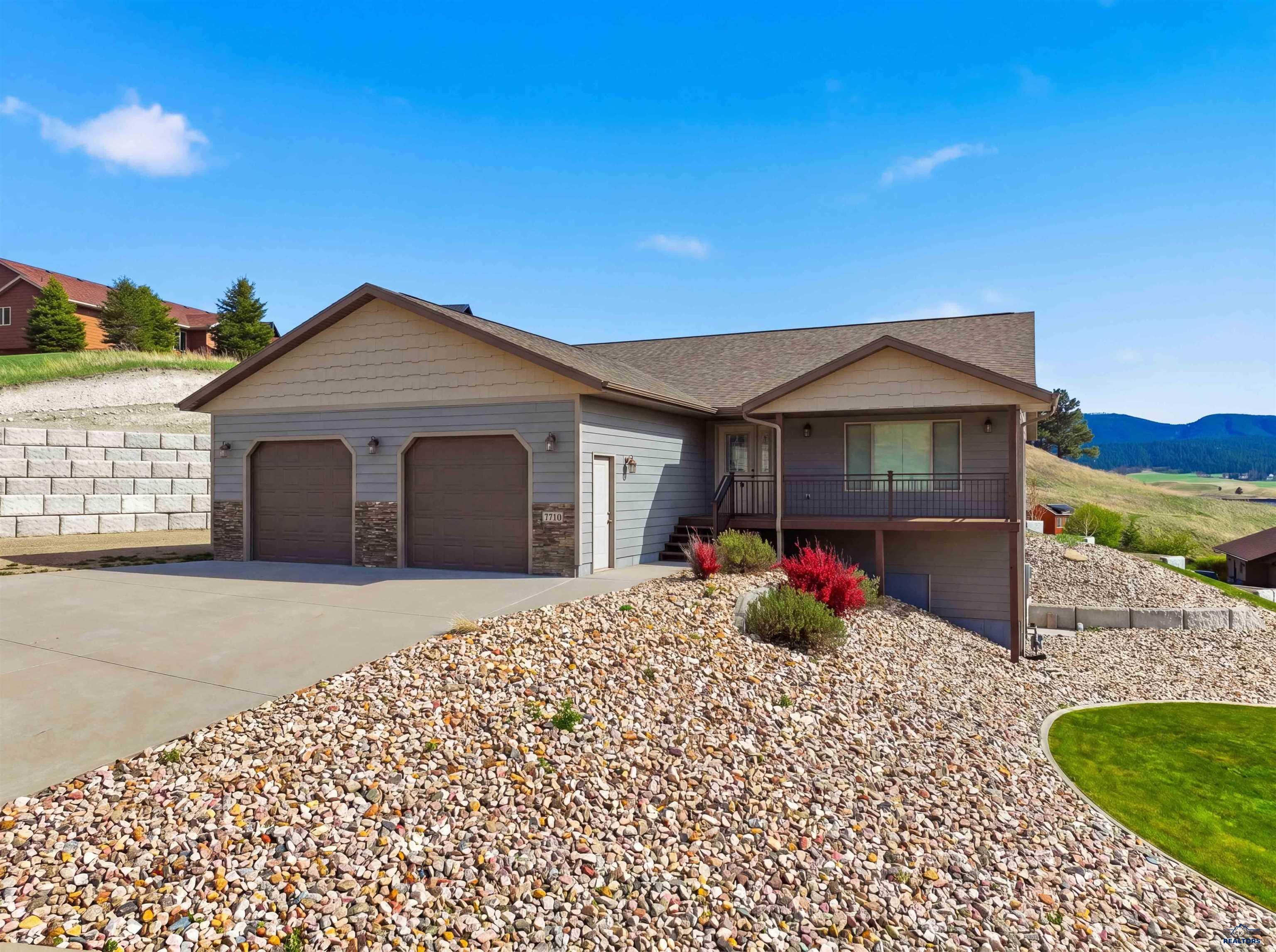 2310 Malibu Loop — photo